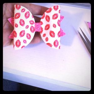 Valentines hair bows